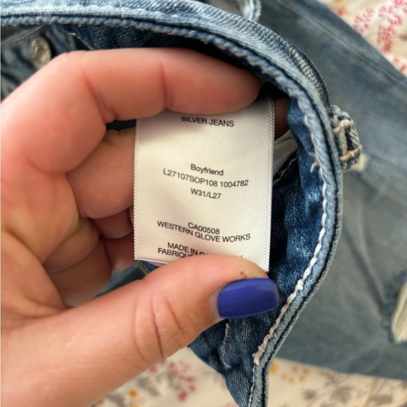 Silver Jeans - Picture 3 of 4